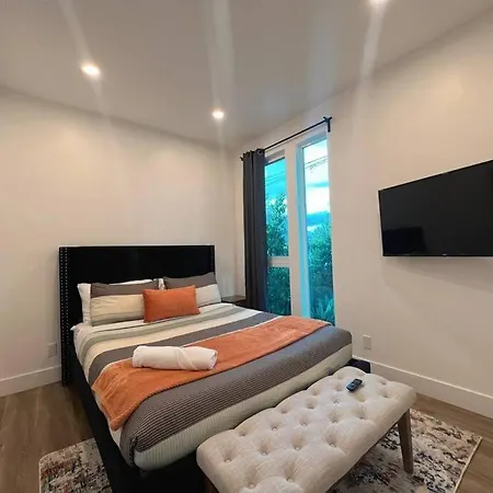 Luminousness 4B3B Home